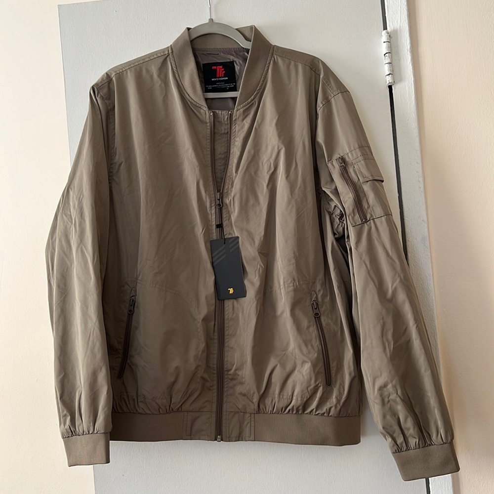 Men’s Khaki Jacket NEW